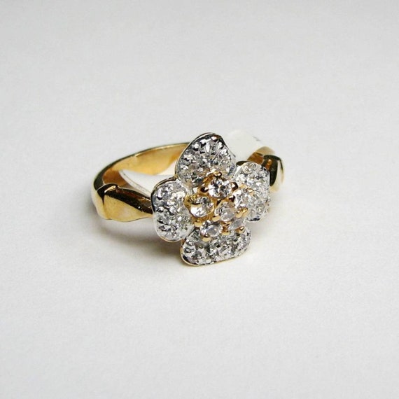 Vintage Cubic Zirconia Flower Ring 18K Gold Plate… - image 3