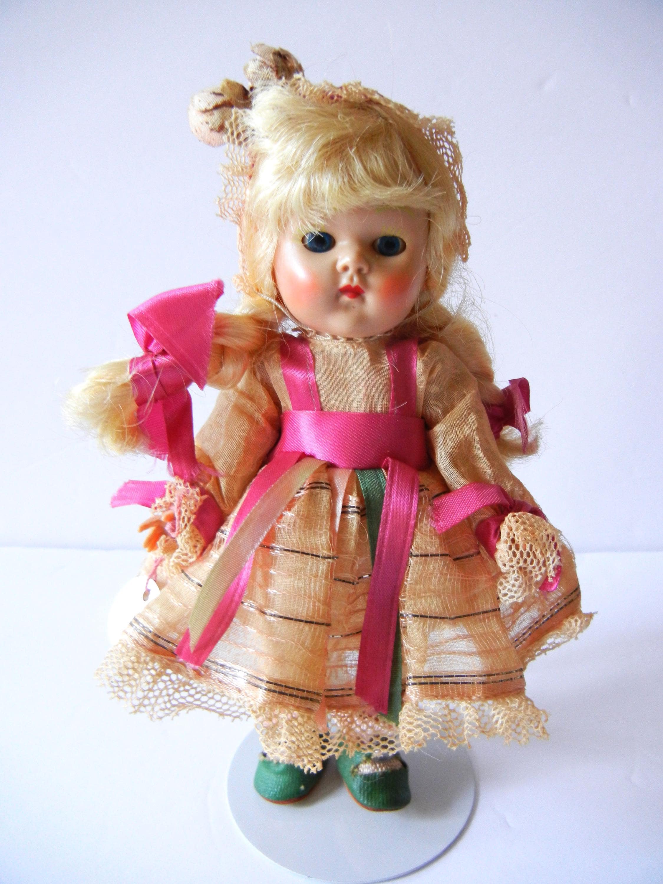 NRFB 1984 Vogue Dolls 8” Poseable Vinyl Blonde Ginny Doll