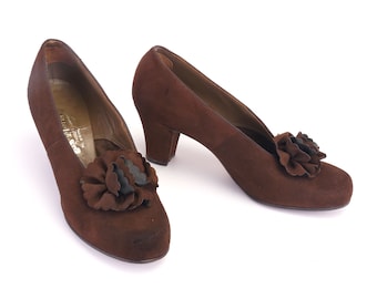 1940s Brown Suede Pumps by Weintrop UK 6