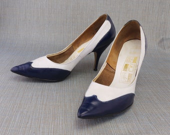 1960s Navy & White Spectator Pumps UK 7