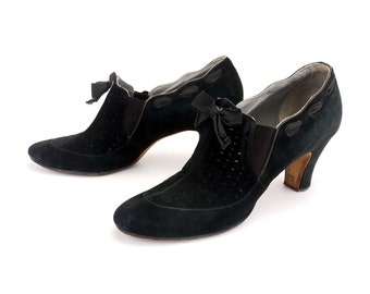 1930s Black Suede Perforated Pumps by Naturaliser UK 5.5