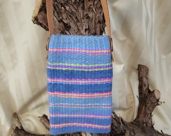 Crossbody purse