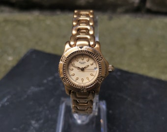 Vintage ELGIN Gold Plated Reloj de cuarzo para mujer // Con bisel giratorio y pantalla de fecha
