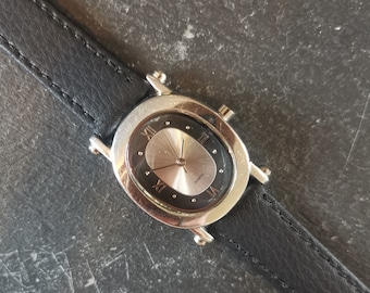Vintage Women's Chrome Quartz Watch // With Black Genuine Leather Strap