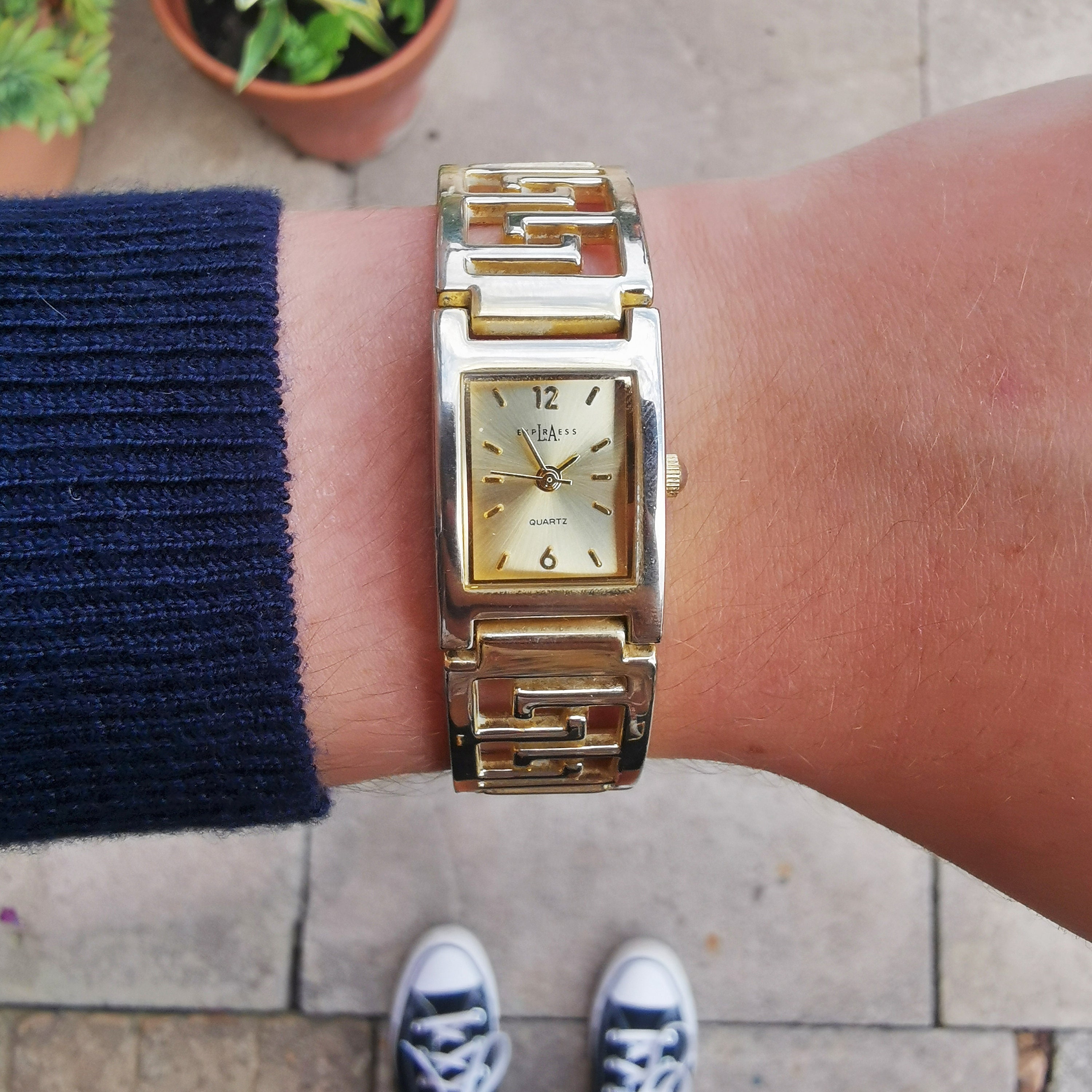 Express Gold Womens Over sized watch Carriage Women main image 4