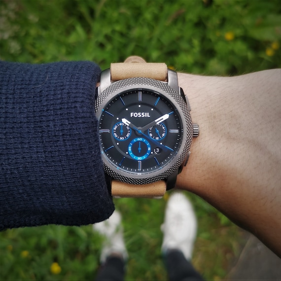 Fossil Machine Horloge voor heren, Quartz uurwerk met roestvrij stalen of leren band, Black and white Fossil Machine Horloge voor heren, Quartz uurwerk met roestvrij stalen of leren band, Black and white