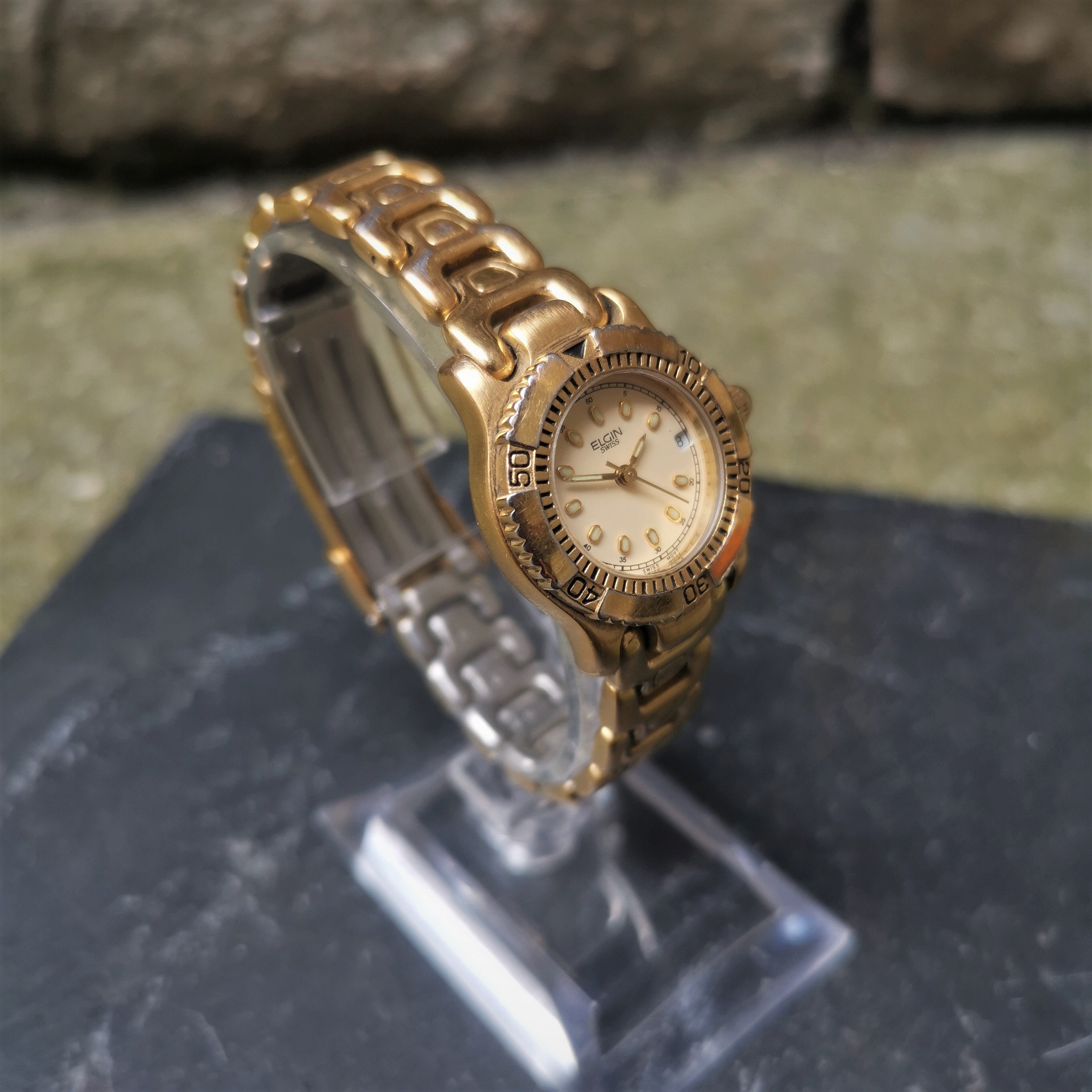 ヴィンテージ ELGIN ゴールドメッキ レディース クォーツ腕時計 