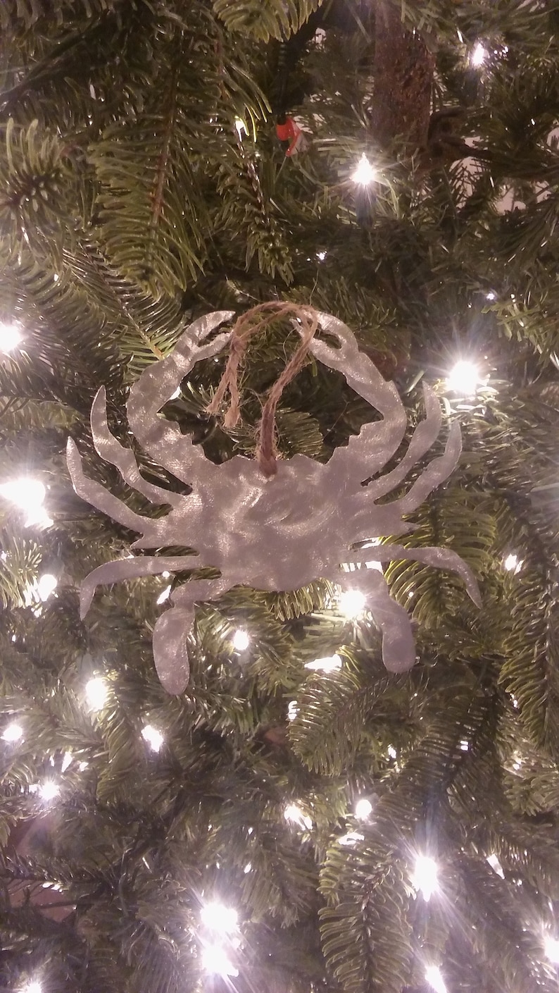 Perfect Gift perferct for tree or hang anywhere Stocking Stuffers! Won/'t rust Nautical Aluminum metal Blue Crab Christmas Ornament