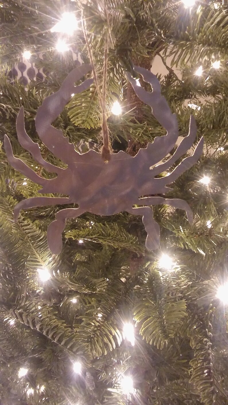 Perfect Gift perferct for tree or hang anywhere Stocking Stuffers! Won/'t rust Nautical Aluminum metal Blue Crab Christmas Ornament