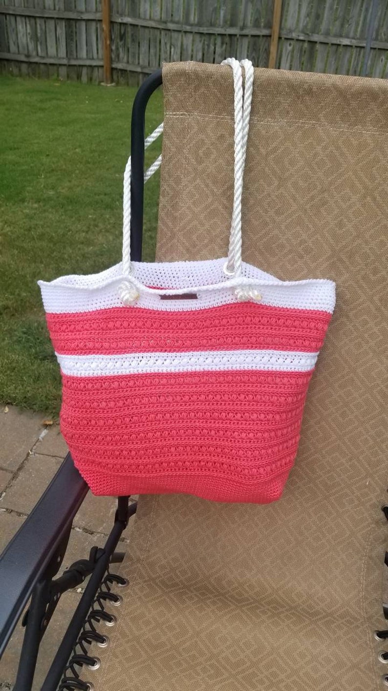 Coral Malia Shoulder Bag