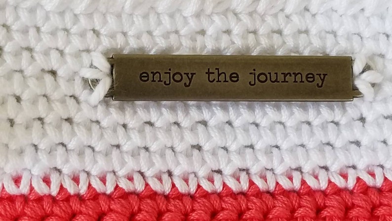 Coral Malia Shoulder Bag