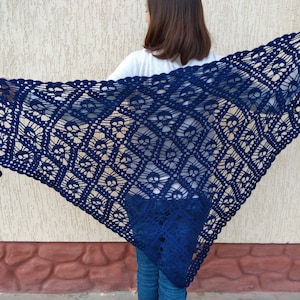 Skull shawl crochet, lost souls triangle shoulder scarf navy hand knitted Ready to ship