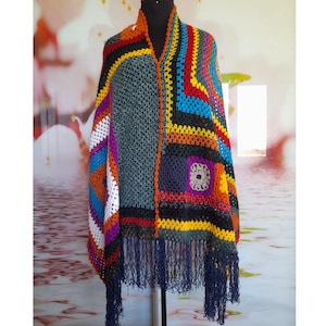 Sciarpa quadrata della nonna, mantello afgano, mantella patchwork, coprispalle hippie