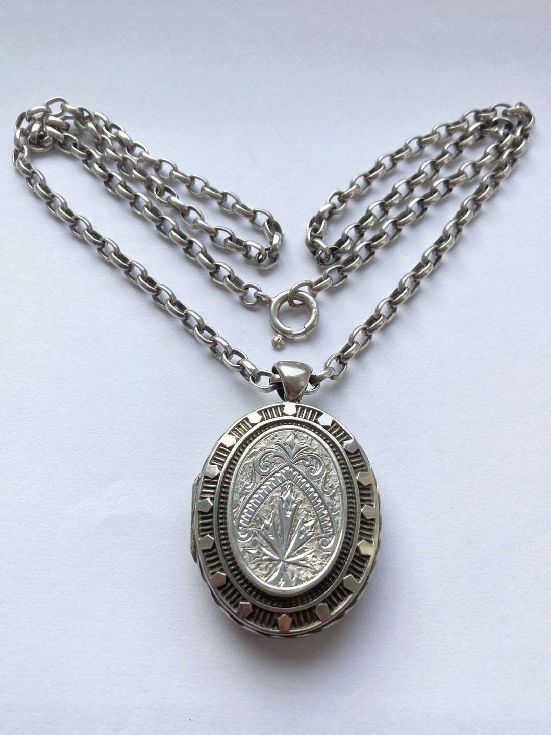Antique Victorian Engraved Aesthetic Silver Locket Pendant on - Etsy