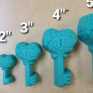 Heart in Chains Key Mold - Plastic Mold or Silicone Mold, Chocolate Mold, Soap Mold, Bathbomb Mold, Wax Mold, Wax melt Mold, Bath Boimb Mold