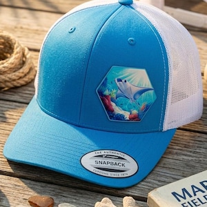 Casquette trucker raie manta, récif de corail océan similicuir patch snapback, casquette galuchat, cadeau plongeur, cadeau plage océan pour lui et elle