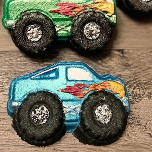 Monster truck cake pan shop