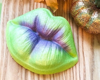 Puckered Lip Lips  Plastic Mold or Silicone mold, bath bomb mold, soap mold, lip mold, resin mold, candy mold, chocolate mold, kiss, love