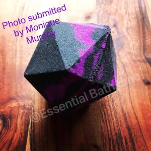 Icosaedron Kunststoffform, Würfelform, Gießform für Badebomben, Seifenform, 2-teilige Gießform, d20 Gießform, Nerd Gießform, Geek Gießform, Geek Gießform, Gamer Gießform, d20 Würfel