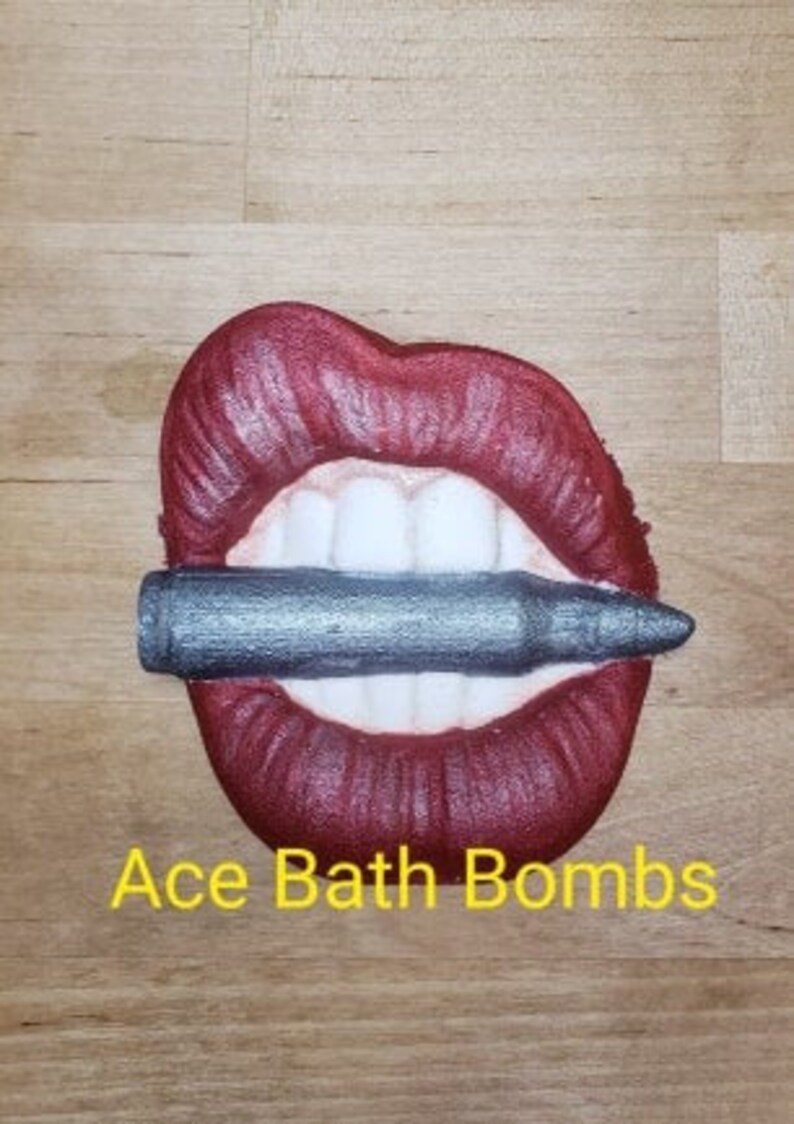 Stampo in plastica per labbra Bite The Bullet o stampo in silicone, stampo per bombe da bagno, stampo per sapone, stampo per labbra, stampo in resina, stampo per caramelle, stampo per cioccolato, stampo per proiettili immagine 1