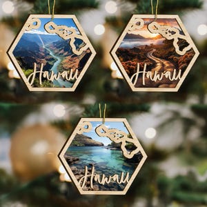 Hawaii State Wood Ornament, Custom Ornament, State Pride Gift, Personalized Ornament, State-Themed Gift, Long Distance Gift