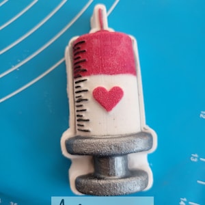 Syringe Plastic or Silicone mold, bath bomb mold, soap mold, nurse mold, resin mold, medical mold, doctor mold, Vet mold, chocolate mold