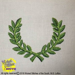 Laurel Wreath Machine Embroidery Design Set of 5 sizes