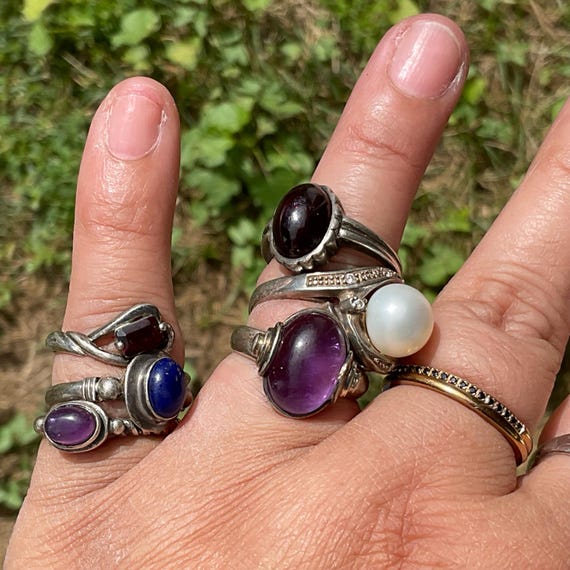 Garnet raspberry color gem silver Ring size 7 - image 6