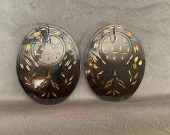 Bold Shield-Style Carved Metal Earrings – Large Filigree Shield Drops, Lightweight Statement