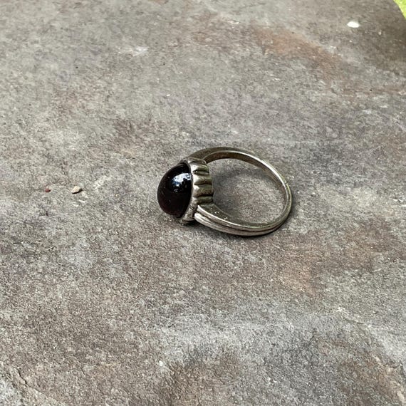 Garnet raspberry color gem silver Ring size 7 - image 7