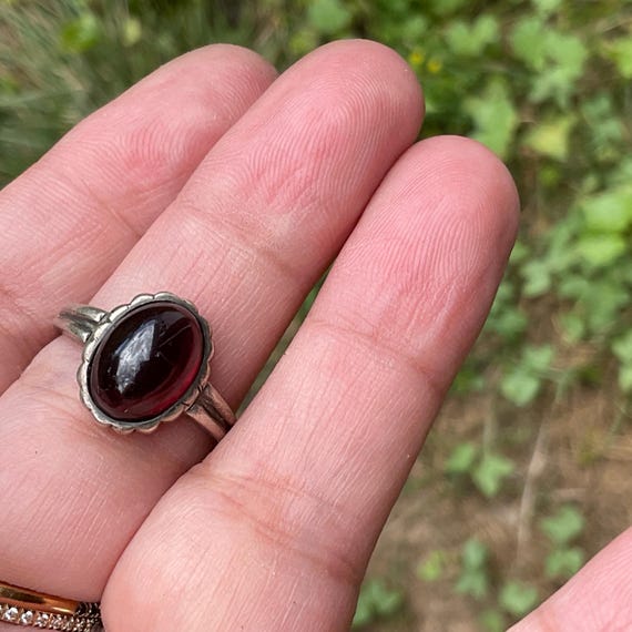 Garnet raspberry color gem silver Ring size 7 - image 1