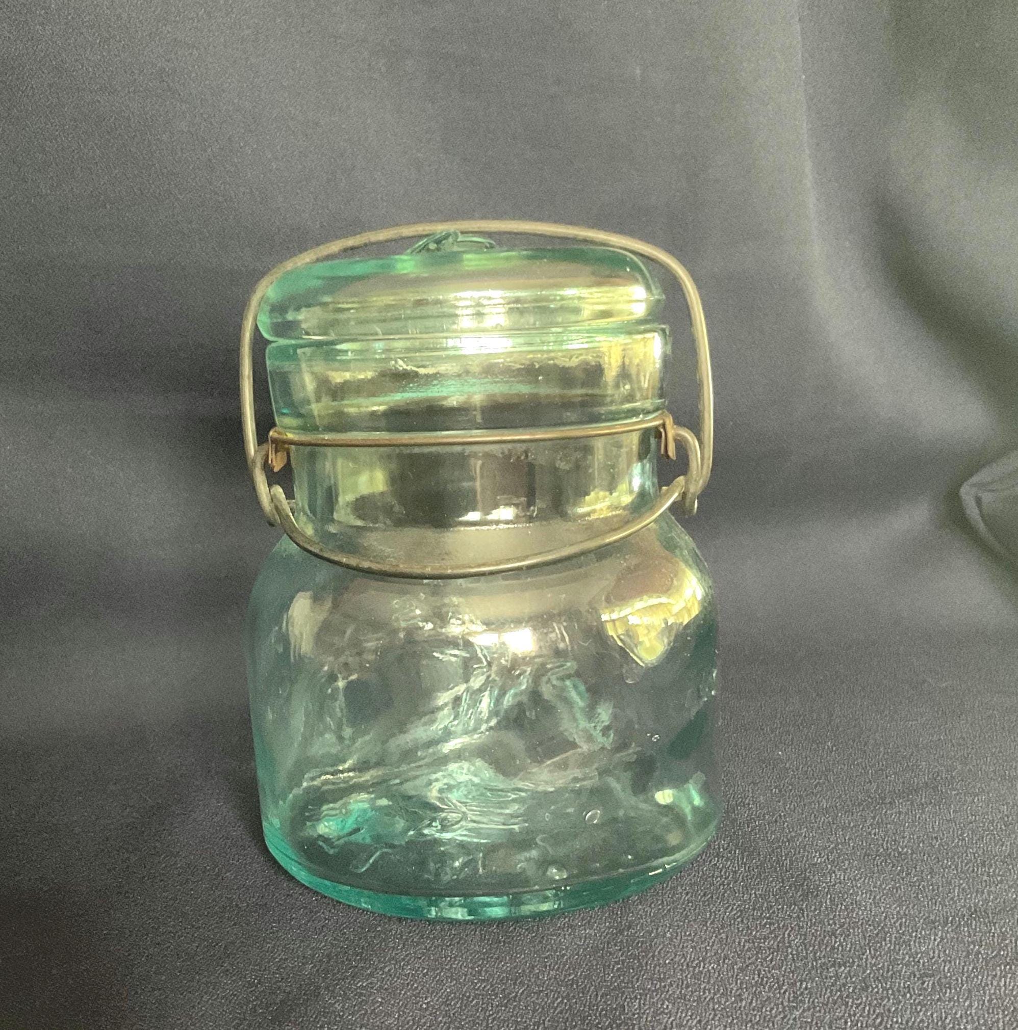 Vintage Atlas E-Z Seal Aqua Teal Glass Jar: 6" Stout Pint