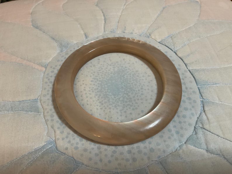 Bakelite Rare Pearl Pattern Finish Bangle Bracelet - Etsy