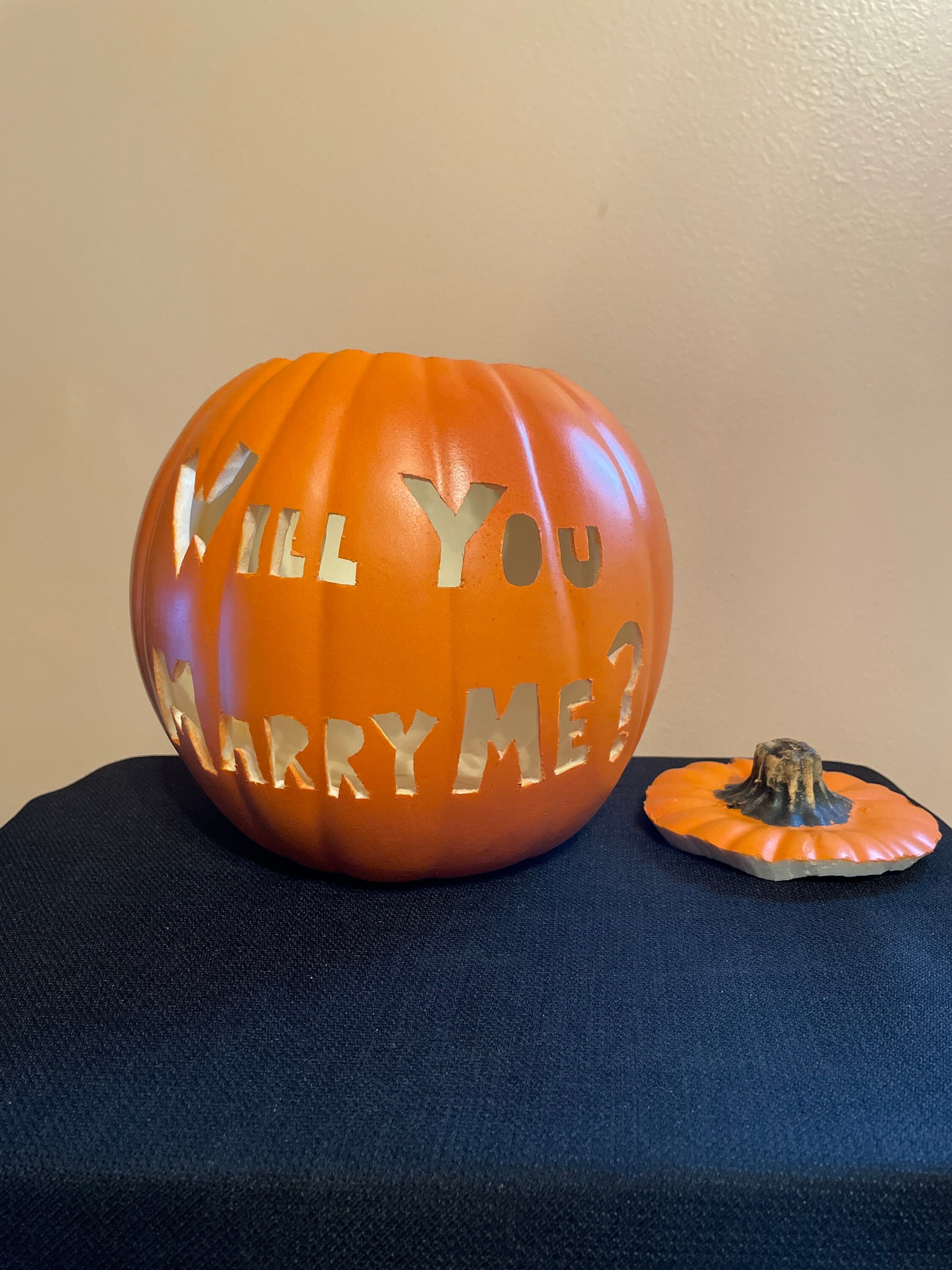 Should you buy the Culiau Customizer engraving pen to carve foam pumpkins?  check out my review video : r/PumpkinArt