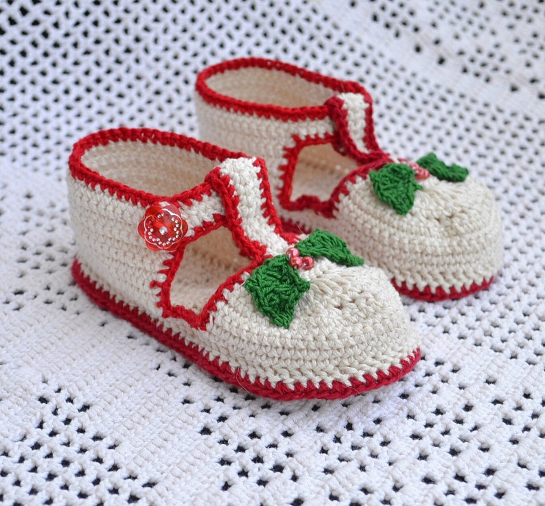 Thread crochet pattern for baby christmas booties, baby crochet booties, infant shoes, infant crochet christmas shoes, baby shoe pattern image 5