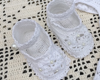 booties field of flowers christening thread crochet PDF baby pattern