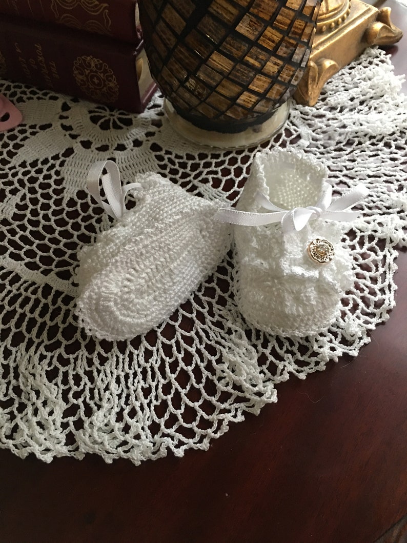 Crochet booties floral and scroll pattern baby accessories baby pattern crib shoes christening shoes crochet pattern thread crochet