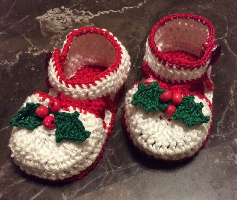 Thread crochet pattern for baby christmas booties, baby crochet booties, infant shoes, infant crochet christmas shoes, baby shoe pattern image 10