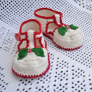 Thread crochet pattern for baby christmas booties, baby crochet booties, infant shoes, infant crochet christmas shoes, baby shoe pattern image 3