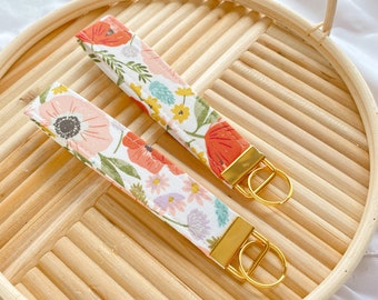 Floral Wristlet Keychain, Gold Key Fob Wristlet, Boho Keychain Wristlet Lanyard, Modern keychain for woman, New Car Keyfob Gift