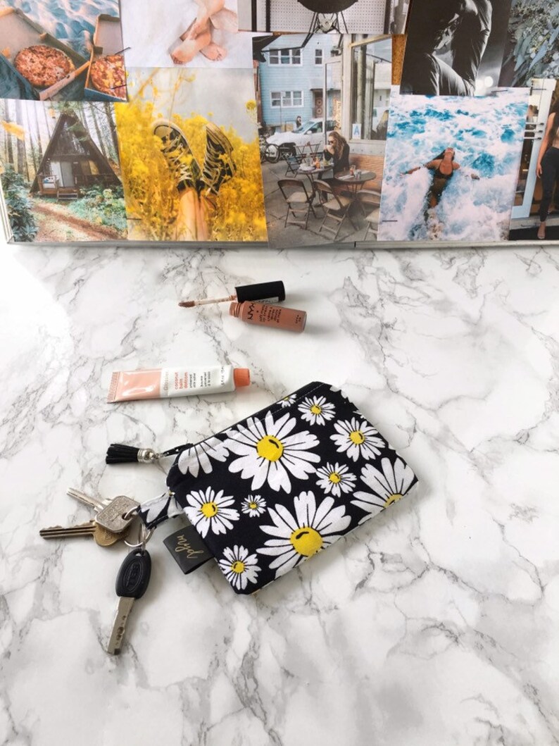 Coin Pouch Wallet Daisy Print Keychain Card Holder