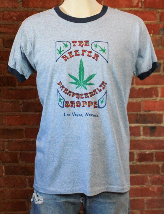 Vintage 70's The Reefer Paraphernalia Shop Graphic