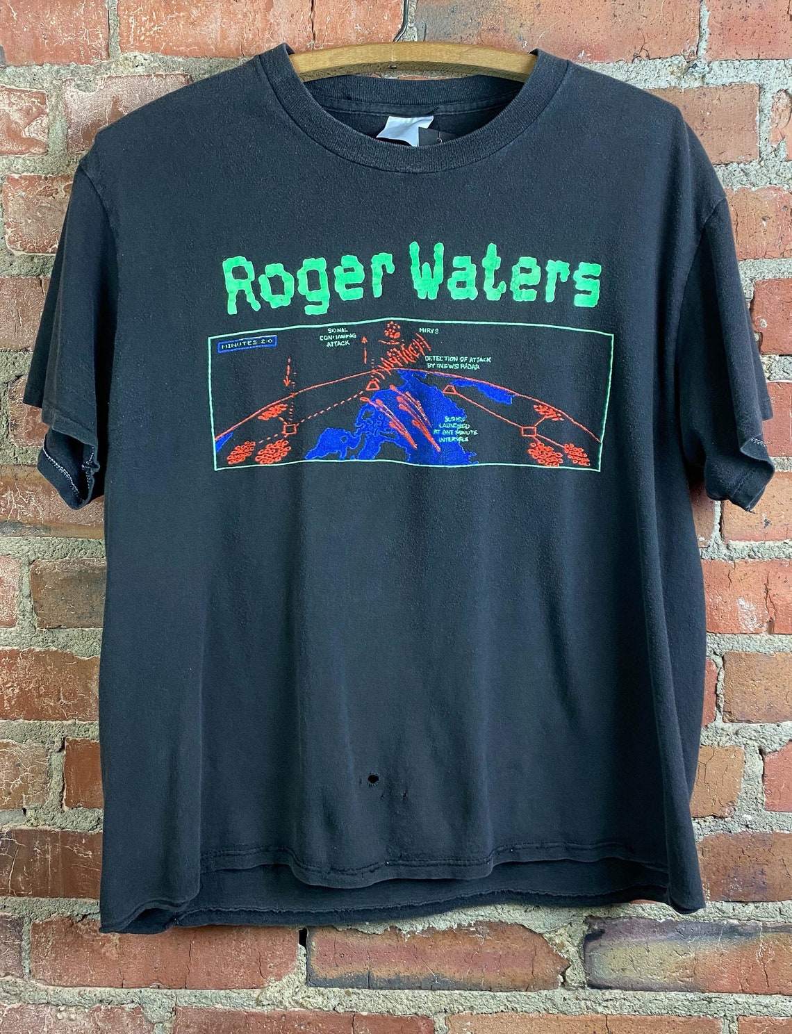 roger waters tour t shirt