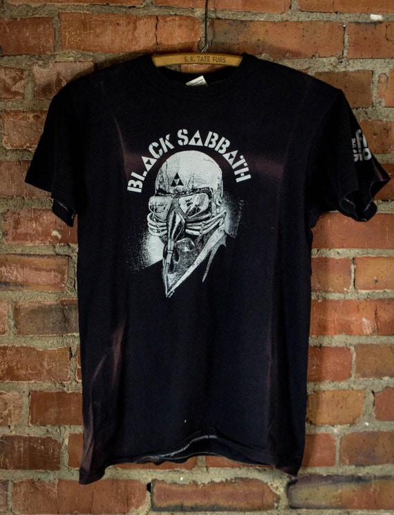 Black sabbath concert t shirts Clearance