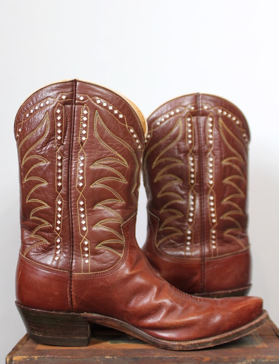 mens cowboy boots size 9