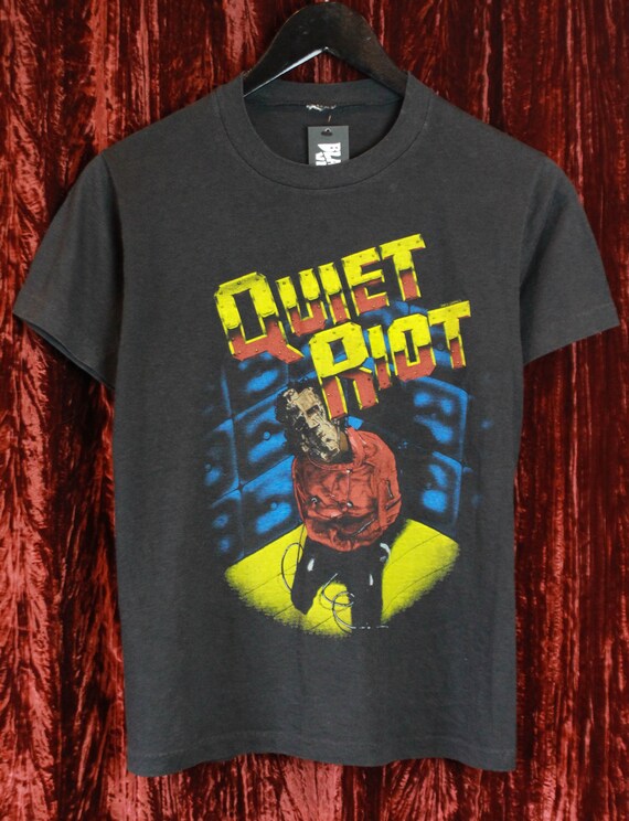 quiet riot t shirt