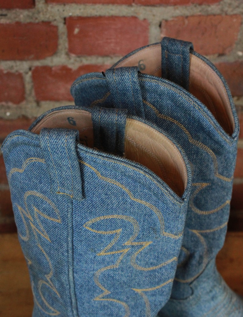 Women/'s Vintage Denim Western Cowboy Boots Size 6
