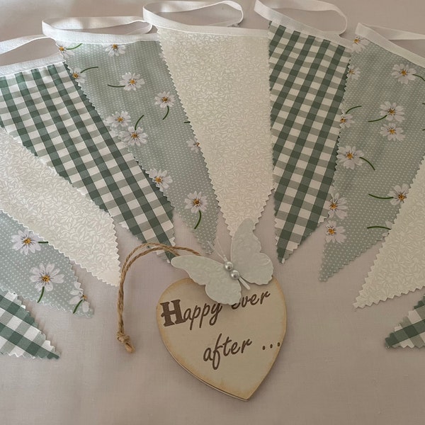 Gorgeous Daisy Gingham and Ivory - Wedding / Celebration Fabric Bunting "Darcy”