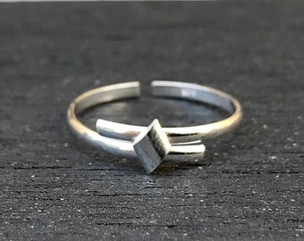 Silver Diamond Shape Toe Ring, Unique Genuine Sterling Silver Square Open Toe Ring - Boho - Minimalist Girls, Womens Jewelry, Fashion