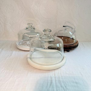 Glass Cheese Dome Cloche – Marble, Floral or Wood Base – Cottagecore Kitchen Decor – Farmhouse Serving Dome – Choose Your Style